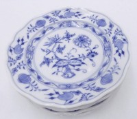 Auktion 359 / Los 8040 <br>6x Gebäckteller  "Meissen" Zwiebelmuster , D-16 cm, nur 2x 1.Wahl