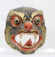 Auktion 359 / Los 15526 <br>Wandmaske, Bhutan, farbig bemalt, ca. 18 x 17cm