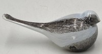 Auktion 359 / Los 10033 <br>Vogel "Muurla-Finland", Etikette, weiss/grau, H-7,5 cm, L-18 cm