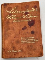 Auktion 359 / Los 3027 <br>"Lebensfreude" Wollen und Wirken, Sprüche und Gedichte, um 1900, Ledereinband, Goldschnitt, Gebrauchsspuren