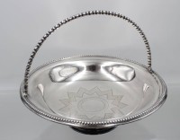 Auktion 360<br>gr. versilberte Henkelschale, auf Stand, H-8,5cm D-27cm
