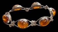 Auktion 360 / Los 1046 <br>Silber-Armband (835) mit Bernstein Cabouchons, Fischland Schmuck, L-ca. 19 cm, 14,3 gr.