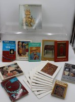 Auktion 360 / Los 3007 <br>21x div. Literatur über Kunst und Antiquitäten