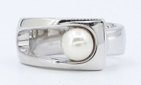 Auktion 360<br>Ring mit Perle, PL -Pierre Lang, RG 51, 6,5 g