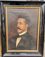 Auktion 360 / Los 4023 <br>Heinrich DOHM (1875-1940) , 1901 "Herrenportrait" Öl/Leinen, gerahmt, RG  73x56 cm