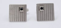 Auktion 360 / Los 1302 <br>585er WG  Manschettenknöpfe mit je einem Saphir, zus. 11,7gr.,