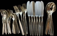 Auktion 360 / Los 11111 <br>Besteck "WMF" Roma, Mod. 4500, versilbert,  guter Zustand, je 6x Löffel-Messer-Gabeln, 10 Kaffeelöffel,  13 Kuchengabeln,  zus. 41 Teile