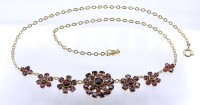 Auktion 360 / Los 1382 <br>Granat Collier, Normgold, sog.Viertelgold 250/000, gestempelt,L-45cm, 10gr.