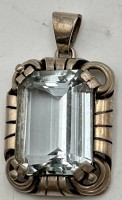 Auktion 361<br>Art Deco Silber-Anhänger mit blauen Stein, H- mit Öse 3,5 cm, B-2 cm, 10,2 gr.