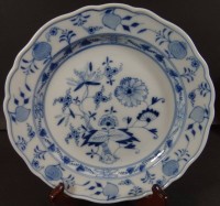 Auktion 361<br>Teller "Meissen" Zwiebelmuster, 2.Wahl, D-21 cm