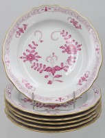Auktion 361<br>6x Kuchenteller, Meissen, Schwertermarke, indisch Purpur, 2 Schleifstriche, guter Zustand, ca. D-20cm