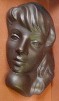 Auktion 361<br> "Diana "- Wormser Terra Sigilata - Wandmaske , 24x15 cm