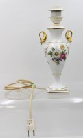 Auktion 361<br>Tischlampe, Porzellanstand, Kaiser, Schwanenhals, Dekor Gloria, ca. H-mit Schirm 45cm