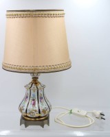 Auktion 361<br>Tischlampe, Porzellanstand, Sevres Frankreich, aufwendig Bemalt, ca. H-43cm