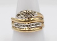 Auktion 361<br>Ring in Schlangenform, Gold um 14ct (geprüft), besetzt mit kl. Brillanten, 7,4gr., RG 65
