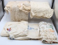 Auktion 361<br>kl. Konvolut alter Tischwäsche