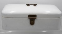 Auktion 361<br>Art-Déco Brotkasten, Emaille, Bing Werke, weiß, Gebrauchsspuren, H-17cm B-47,5cm T-24cm