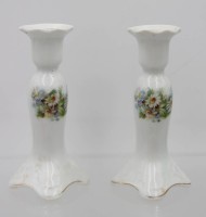 Auktion 361<br>Paar Leuchter, EPIAG, Blumendekore, ca. H-14,5cm