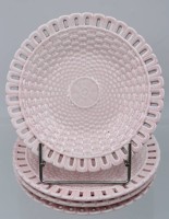 Auktion 361<br>4x  kl. Teller, Durchbruchrand, rosa Glasur, Wächtersbach, D-14,5cm