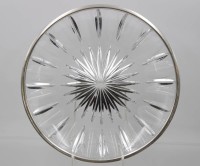 Auktion 361<br>gr. Kristall-Anbietschale mit 835er Silber-Rand, älter, ca. H-4,5cm D-28,5cm