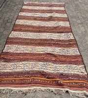 Auktion 361<br>wohl türkischer Hochzeitskelim, 155x380 cm