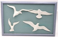 Auktion 361 / Los 15025 <br>4x Porzellan-Möwen auf Holz montiert, Weißporzellan, 60/70er Jahre, 1x Möwe an Flügel bestossen, RG 32 x 51cm