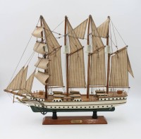 Auktion 361<br>Modell der J.S.Elcano, ca. H-44,5cm L-52cm