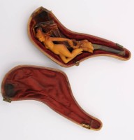 Auktion 361<br>früher Meerschaum-Zigarettenhalter, weibl. Akt, in orig. Etui, ca. 1850, leider beschädigt ebenso das Etui, L-12,8cm