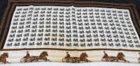 Auktion 361 / Los 13022 <br>Vintage-Seidenschal, HÈRMES Paris, ca. 85 x 85cm, reinigungsbed.