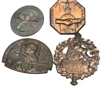 Auktion 361<br>4x div. Abzeichen, 3.Reich