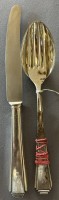 Auktion 361<br>Art Deco  Messer, Silberlöffel und Gabel, 800-, Löffel L-21,5 cm, Ziermonogramm, 133,3 gr., ohne Messergriff Silber gewogen,