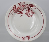 Auktion 361<br>gr. Teller, Saargmünd, Denise, rotes florales Dekor, ca. D-31,5cm