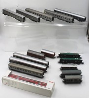 Auktion 361<br>16x div. Personenwagen, Märklin, H0,  teilw. älter