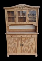 Auktion 361<br>abtgebeizter Küchenschrank um 1930/40, H-188 cm, B-123 cm