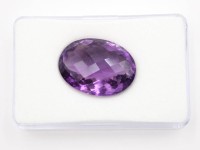 Auktion 361<br>Amethyst, ca. 31,9ct, Checker Board Cut, 1x an Seite beschädigt