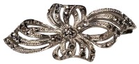 Auktion 361<br>Silbernadel mit Markasiten, Schleifenform, L-4,5 cm, 8,1 gr.