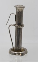 Auktion 361<br>alter Bierwärmer in Halter, H-16cm