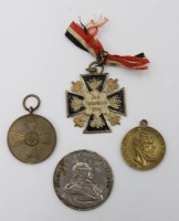 Auktion 361 / Los 7033 <br>4x div. Orden und Abzeichen, 12. u. 2. WK