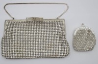 Auktion 361<br>Abendtasche u. Geldbörse, Strassbesatz, Gebrauchsspuren, ca. 12,5 x 19,5cm