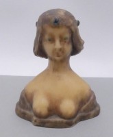 Auktion 361<br>alte Wachs-Büste, H-14,5cm, B-13 cm