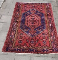 Auktion 361 / Los 13037 <br>alte Orient-Brüche, 130x217 cm, Gebrauchsspuren