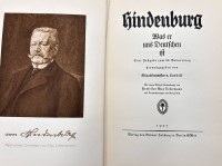 Auktion 361 / Los 3045 <br>Hindenburg-was er uns Deutschen ist, 1927, Einband veschädigt,