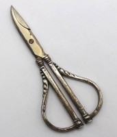 Auktion 362 / Los 11011 <br>Traubenschere, 830er Silbergriffe, älter, ca. L-14cm