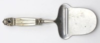 Auktion 362 / Los 11040 <br>Käsehobel, Georg Jensen, Acorn, Silbergriff, L-21cm