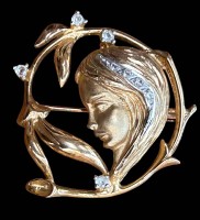 Auktion 362<br>Jugendstil-Brosche, Silber vergoldet, klare Steine, D-ca. 4 cm, 11,2 gr.