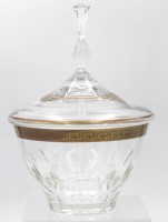 Auktion 362<br>gr. Bonbonniere, Kristall, beschliffen, Goldrand, ca. H-25,5cm D-17cm