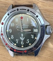 Los 2044 <br>russ. Automatik Uhr "Vostok"  mit U-Boot, Werk l&auml;uft, ohne Band