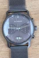 Auktion 362<br>DETOMASO Quartz-Chronograph 5 ATM "Live the momentum", D-4 cm (nicht geprüft-NG) Nr.D02-02  G2006, dkl. Stahlband