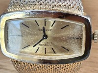Auktion 362<br>mechan. DAU "Geneve" 17 Rubis, Double-Band, Werk läuft, Tragespuren
