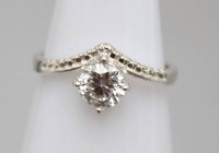 Auktion 362<br>925er Moissanite-Ring, ca. 0,8ct, RG 54, anbei Zertifikat